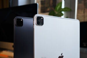 Read more about the article iPad Pro 2020 屏幕混用